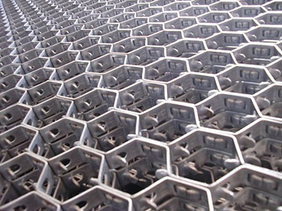 龜甲網(wǎng)(不銹鋼龜甲網(wǎng))的使用范圍和優(yōu)點